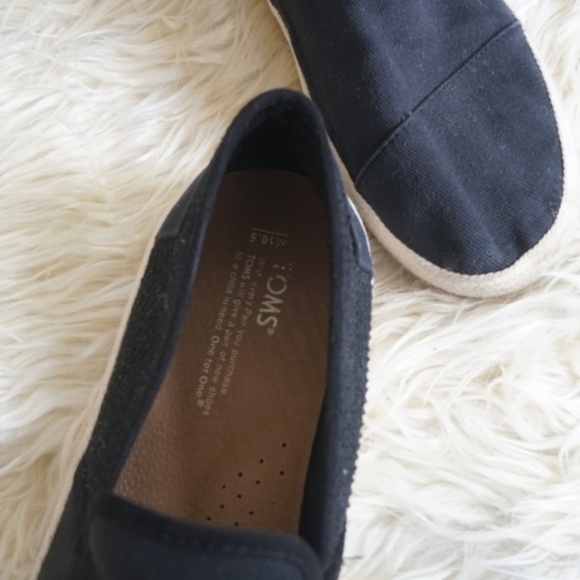 Mens Toms Black Corduroy Rope Classic Slip ons - Picture 3 of 7